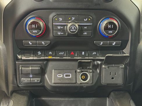 Used 2020 Chevrolet Silverado 1500 LT Trail Boss image 35