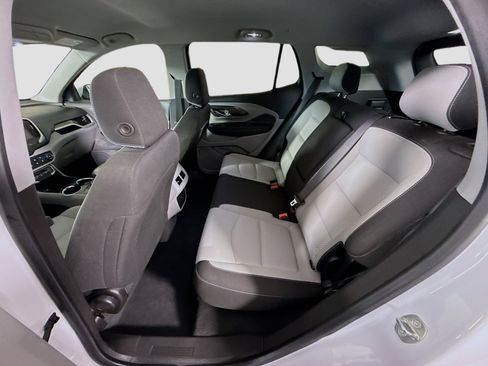 Used 2022 GMC Terrain SLE FWD image 25