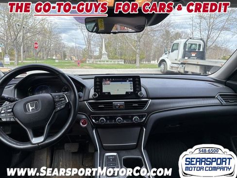 Used 2021 Honda Accord Touring image 9