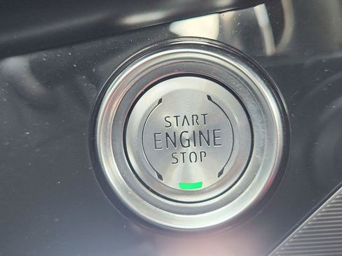 Used 2024 Chevrolet Corvette Z06 RWD image 16