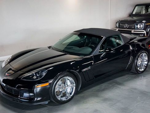 Used 2011 Chevrolet Corvette Grand Sport w/ Preferred Equipment Group image 30