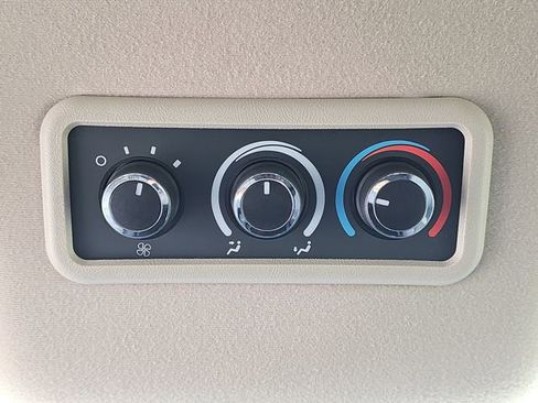 Used 2023 Chevrolet Express 3500 LT w/ LT Preferred Equipment Group image 23