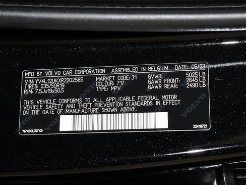 Used 2024 Volvo XC40 B5 Core AWD/4WD image 39