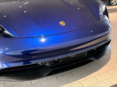 Used 2021 Porsche Taycan 4S image 32