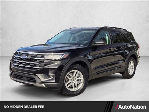 New 2026 Ford Explorer Active RWD image 1