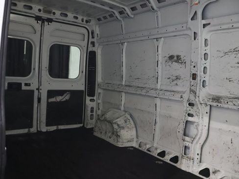 Used 2022 RAM ProMaster 2500 FWD image 12