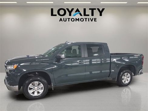 Used 2025 Chevrolet Silverado 1500 LT image 1