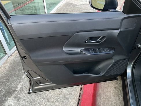 New 2026 Nissan Kicks S image 12