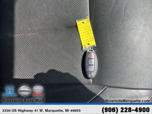 Used 2016 Nissan Juke SL AWD/4WD image 27