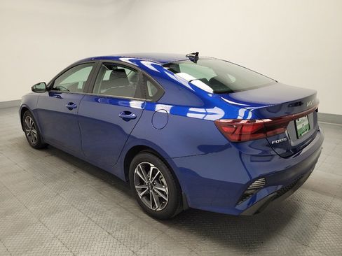 Used 2024 Kia Forte LXS w/ LXS Technology Package FWD image 3