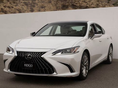 Used 2022 Lexus ES 350 w/ Accessory Package 2 FWD image 5