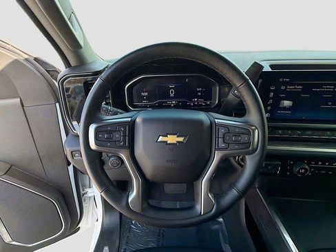Used 2025 Chevrolet Silverado 2500 LTZ w/ LTZ Convenience Package AWD/4WD image 40