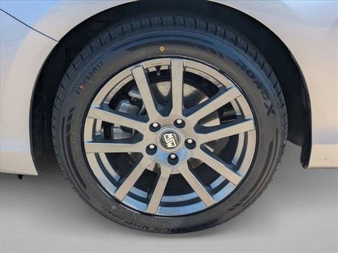 Used 2013 Honda Accord EX-L image 24