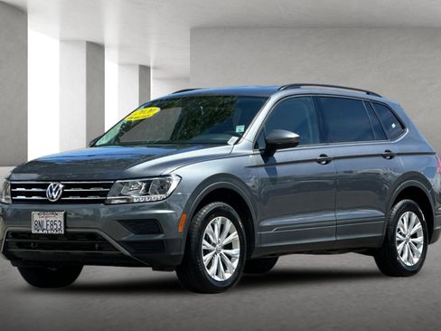 Used 2020 Volkswagen Tiguan S FWD image 8