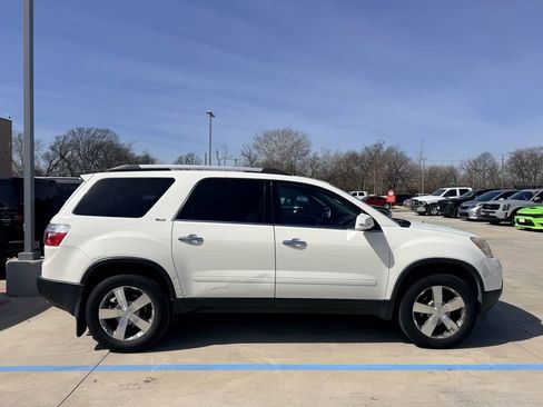 Used 2012 GMC Acadia SLT image 1