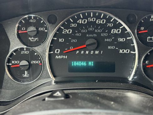 Used 2013 Chevrolet Express 3500 LT w/ LT Preferred Equipment Group image 15