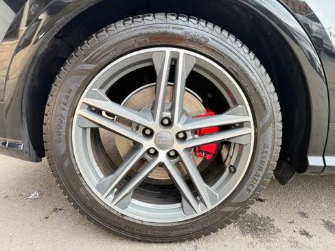 Used 2018 Audi SQ5 Premium Plus w/ S Sport Package image 36