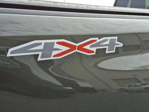 Used 2022 Chevrolet Silverado 2500 Custom w/ Custom Convenience Package image 47