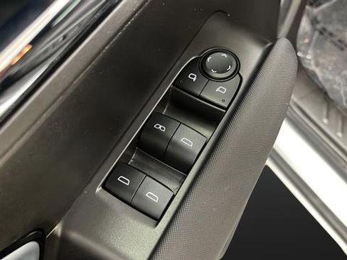 Used 2025 Chevrolet Colorado Z71 AWD/4WD image 20