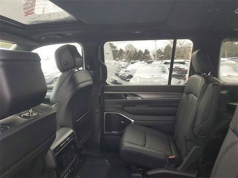 New 2026 Jeep Grand Wagoneer Limited w/ Premium Group II AWD/4WD image 10