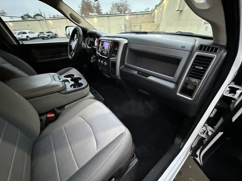 Used 2017 RAM 3500 Tradesman w/ Popular Equipment Group image 12