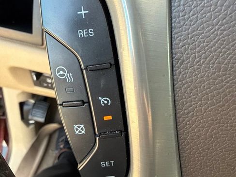 Used 2014 GMC Yukon XL Denali AWD/4WD image 24