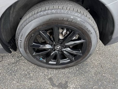 Used 2025 Acura RDX SH-AWD image 10