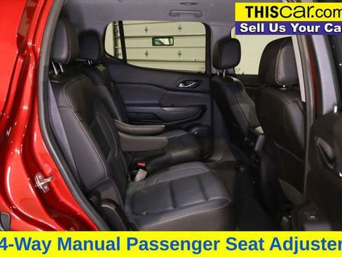 Used 2023 GMC Acadia SLT image 22