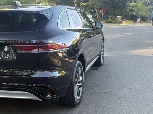 Used 2021 Jaguar F-PACE S image 8