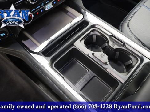 New 2026 Ford F250 Platinum w/ FX4 Off-Road Package image 24