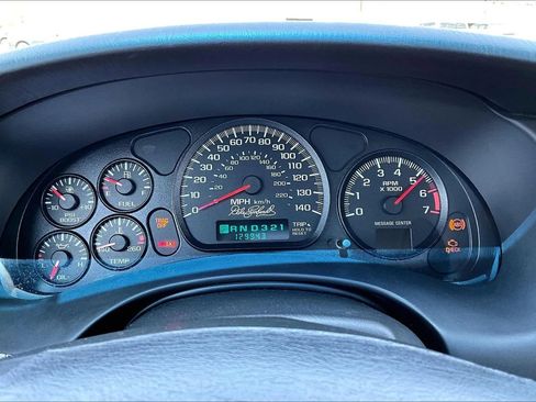 Used 2004 Chevrolet Monte Carlo SS w/ Preferred Equipment Group FWD image 13