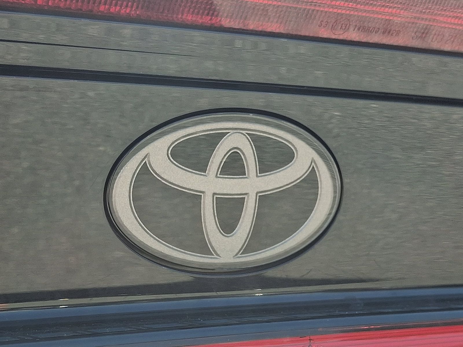 Used 2024 Toyota Prius LE FWD image 29