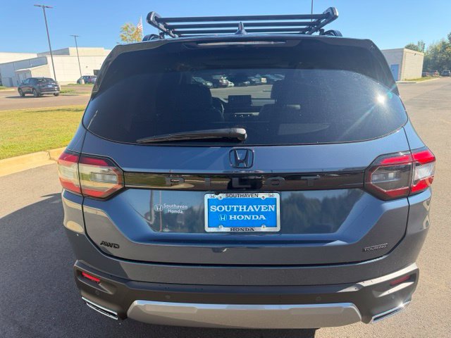 Certified 2026 Honda Pilot Touring image 5