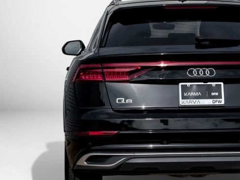 Used 2022 Audi Q8 Premium Plus AWD/4WD image 46