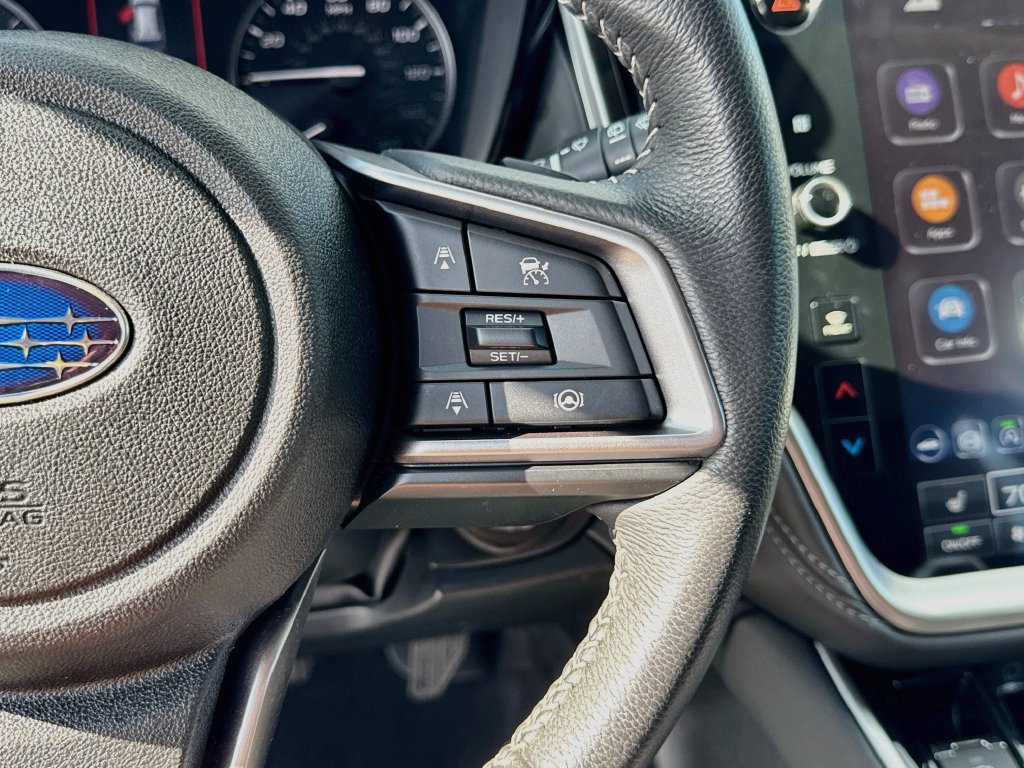 Certified 2025 Subaru Outback Premium AWD/4WD image 9