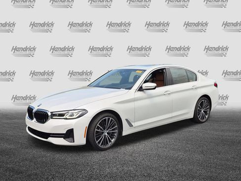 Used 2023 BMW 530i w/ Premium Package RWD image 5