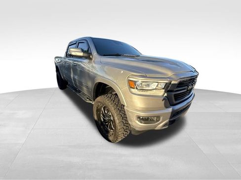 Used 2022 RAM 1500 Laramie w/ Sport Appearance Package AWD/4WD image 10
