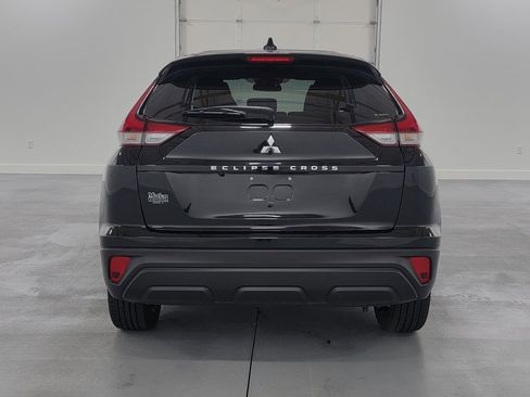 Used 2024 Mitsubishi Eclipse Cross LE image 8