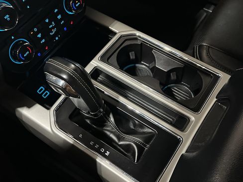 Used 2018 Ford F150 Lariat image 20