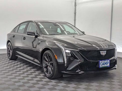 Used 2026 Cadillac CT5 V w/ Technology Package AWD/4WD image 8