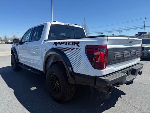 Used 2025 Ford F150 Raptor image 9