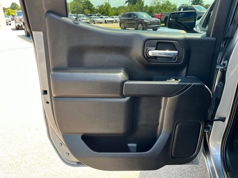 Used 2025 Chevrolet Silverado 1500 Custom w/ LPO, Dark Essentials Package RWD image 11