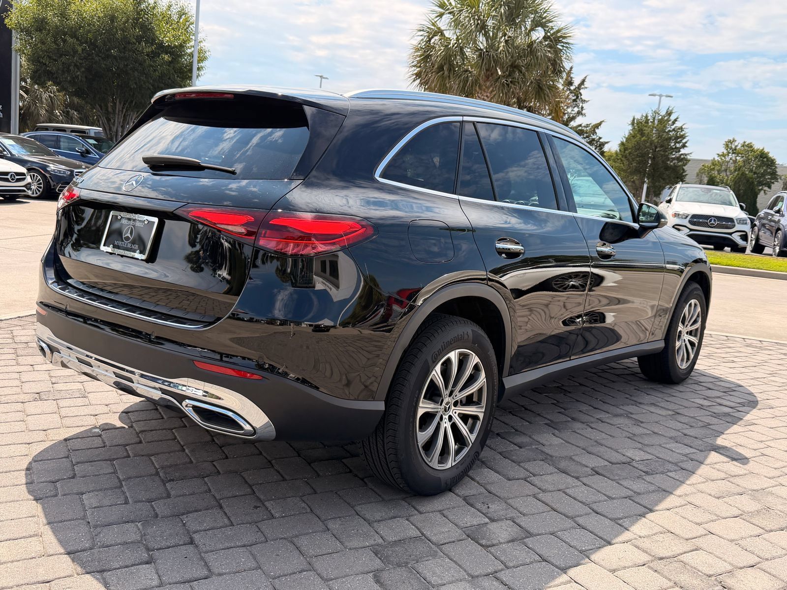 Used 2025 Mercedes-Benz GLC 300 image 8