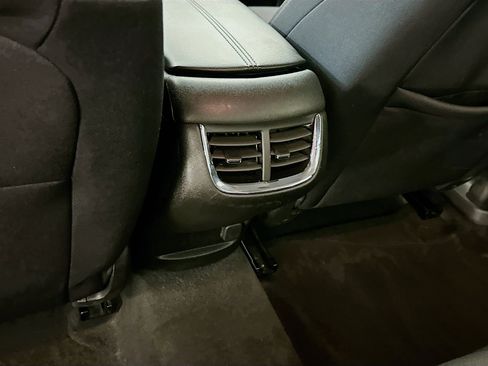 Used 2023 Chevrolet Malibu LT FWD image 28