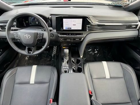 Certified 2025 Toyota Camry SE image 12