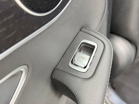 Used 2020 Mercedes-Benz C 300 Sedan image 20