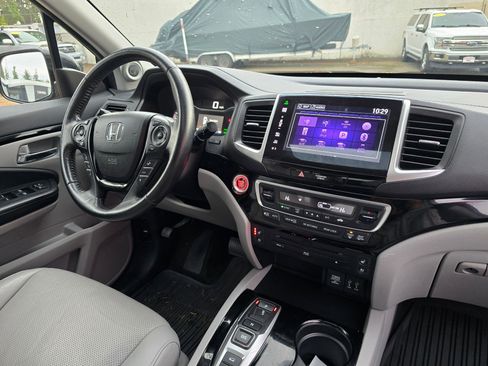 Used 2016 Honda Pilot Elite image 11