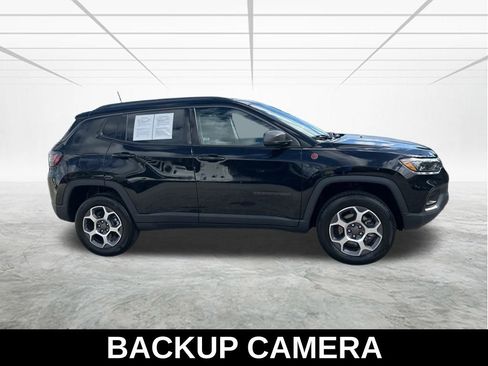 Certified 2022 Jeep Compass Trailhawk w/ Trailhawk Elite Group image 5