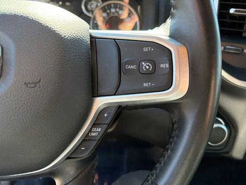 Used 2024 RAM 2500 Big Horn AWD/4WD image 25
