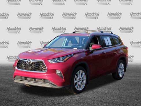 Used 2022 Toyota Highlander Limited image 5